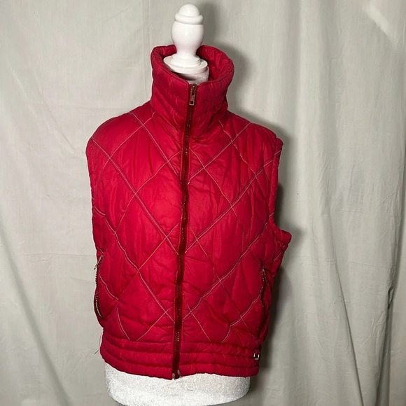 hot pink Sea & Ski puffer coat with removable sleeves - Picture 2 of 6